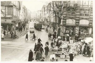 Lange Straße. Detmold. Blick vom Marktplatz zum Lippischen Hof