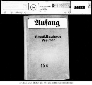 Schülerinnen an der Großherzoglich Sächsischen Hochschule für bildende Kunst und am Staatlichen Bauhaus Weimar