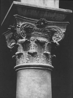 Florenz, Palazzo Strozzi, Kapitell einer Säule im Innenhof; Sangallo, Giuliano da; Benedetto da Maiano; Cronaca