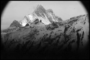 Beatenberg: Teleblicke auf die Berge Schreckhorn vom Beatenberg