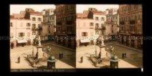 Marktplatz, Piazzetta Azuni, mit Denkmal, Drogerie, Cafe und Kiosk in Sassari, Sardinien