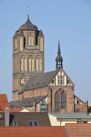 Stralsund - St. Jakobikirche : Turm der St. Jakobikirche. Aufgenommen am 21. April 2011 in Stralsund
