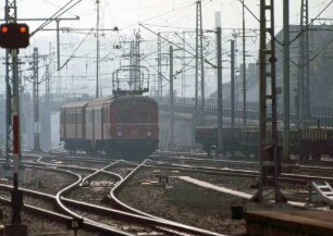 Stuttgart Bad Cannstatt Esslinger Vorortgleis elTw 465 003