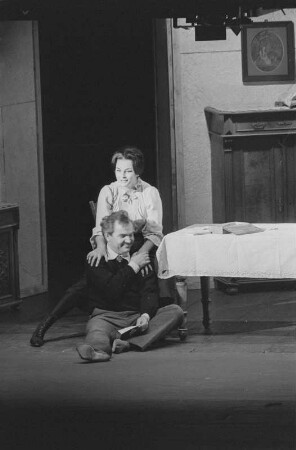 Szenenbilder aus "Joe Hill", Oper von Alan Bush mit Libretto von Barrie Stavis. Deutsche Staatsoper Berlin, Probe 20.09.1970 und Uraufführung 29.09.1970