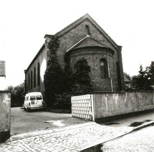 Cottbus, Straße der Jugend. Christuskirche (1850)