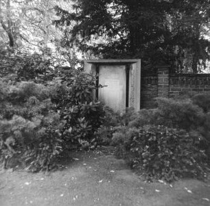 Cottbus-Schmellwitz. Nordfriedhof. Grabstätte O. Gnädig