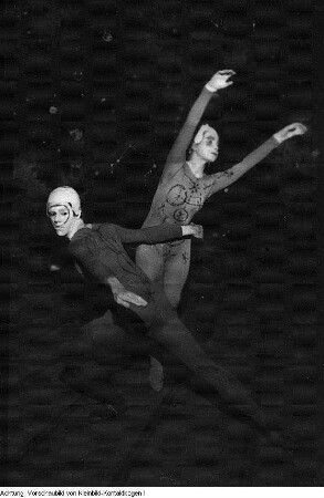 Dresden. Palucca Schule Dresden. "Sputnik". Choreographie Ruth Berghaus, Aufführung 1959