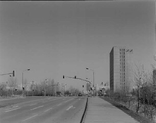 Doppelhochhaus : Wohnkomplex II. Doppelhochhäuser Block 495 und 499