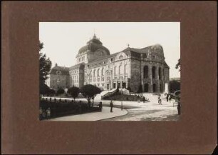 Stadttheater, Freiburg: Vorderansicht