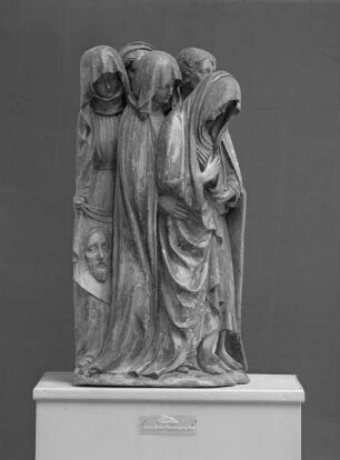 Lorcher Kreuztragung — Maria, Maria Magdalena, eine der weiteren Marien, Veronika und Johannes Evangelista