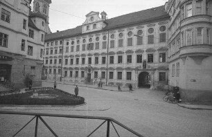 Dillingen: ehemaliges Universitätsgebäude, Gesamtansicht