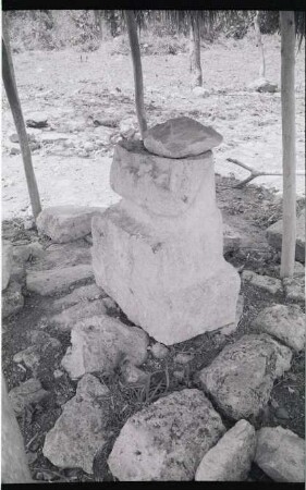 Yaxuna, Statue (YXN: Sta., Str. 6F-68)