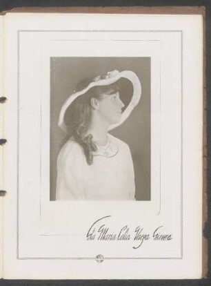 [Fotografía de] Sta. Maria Celia Vaeza Sienra