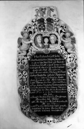 Sulzburg: Familiengrabtafel