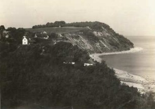 Samlandküste. Steilküste bei Klein Kuhren (Filino) mit dem Wachtbudenberg