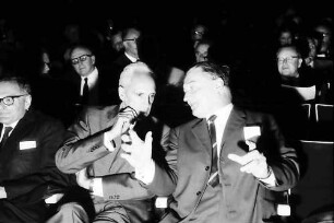 13. Tagung 1963 Medizin; Eröffnung Lindau 1.7.63: Sir Hans A. Krebs, Severo Ochoa, Hugo Th. Theorell