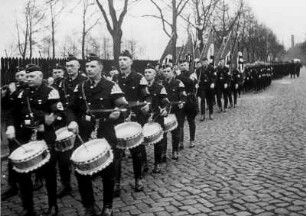 1. Mai : Hamburg. Werkschar der HGW