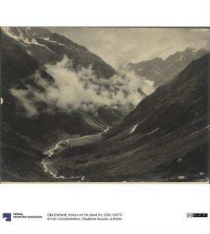 Wolken im Tal