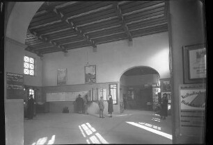 Ravensburg, Bf, Empfangsgebäude und -halle (Innenaufnahmen)