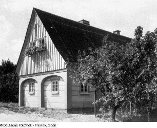 Crostau. Wohnhaus mit Umgebinde (um 1850). Giebelansicht