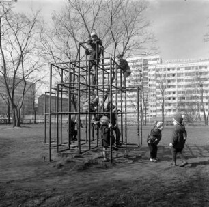 Dresden. Zentraler Spielplatz zwischen Wallstraße und Dr.-Otto-Nuschke-Straße