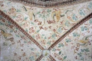 Gewölbebilder mit Drolerien, Ranken- und Laubwerk — Drachenhafte Fabelwesen, Ranken- und Laubwerk — Südliche Gewölbekappe