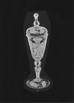 Deckelpokal (mit bekröntem Wappen von Schweden) aus Schloß Moritzburg