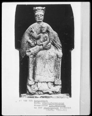Thronende Muttergottes