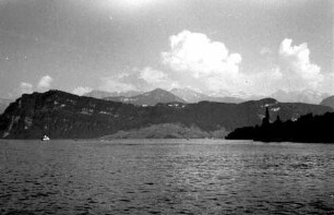 Luzern [Schweiz]: Vierwaldstättersee mit Bürgenstock