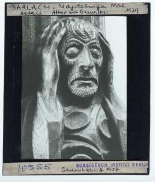 Barlach, Magdeburger Ehrenmal : Detail, Figur des Alten mit Gasmaske
