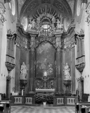 Hochaltar: Altarblatt mit der Darstellung: Predigt des Johannes des Täufers.