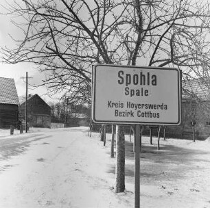 Ortseingangsschild von Spohla : Wjesna tafla Spale : Spohla / Spale