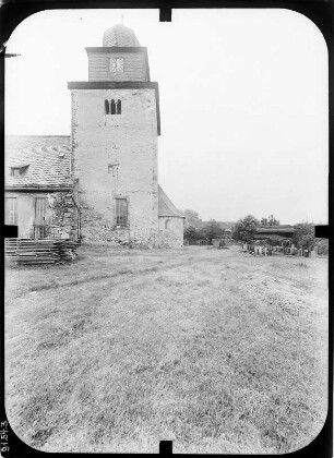 Frießnitz (Harth-Pöllnitz-Frießnitz). Pfarrkirche. Turm von Süden