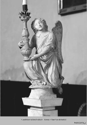 Altarziborium : Zwei Leuchterengel : Rechter Leuchterengel