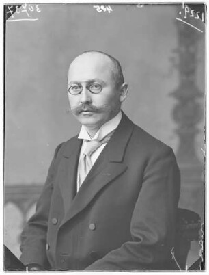 Rektor und Museumsdirektor Ernst Kirste