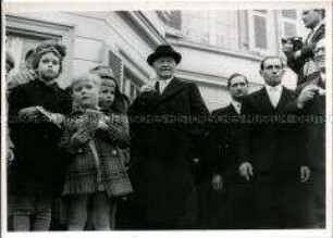 Feier zum 82. Geburtstag von Konrad Adenauer