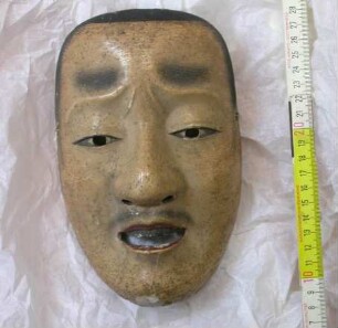 Maske aus dem Nô-Theater