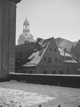 Dresden-Altstadt. Blick von der Brühlschen Terrasse zur Frauenkirche