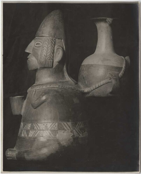 Figure vessel