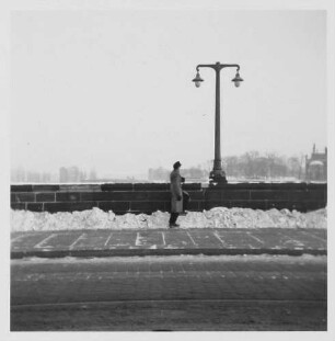 Dresden. Auf der Georgij-Dimitroff-Brücke (Augustusbrücke)