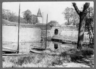 An der alten Festung aus der Zeit Friedrich des Großen