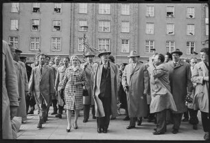 Otto und Johanna Grotewohl auf der Ostseewoche, Juli 1960. SW-Foto © Kurt Schwarz.