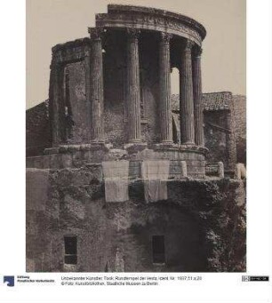 Tivoli, Rundtempel der Vesta