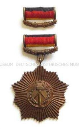 Vaterländischer Verdienstorden in Bronze, mit Interimsspange und Etui