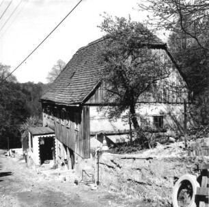 Bad Schandau-Ostrau, Ostrauer Berg 11. Wohnhaus (Anfang 19. Jh.). Straßenansicht von Süden