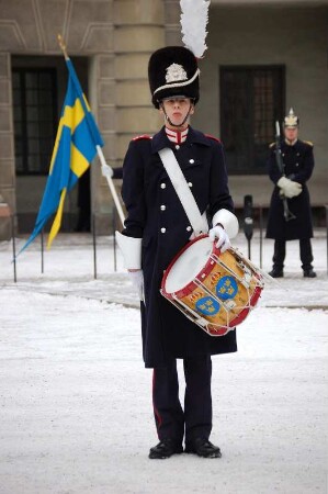 Soldat der Svea Livgarde Wachablösung vor dem Königlichen Schloss