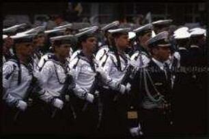Berlin, NVA-Parade, 7. Oktober 1989