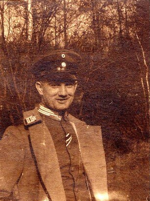Erster Weltkrieg - Lazarett III Gewerbeschule Karlsruhe. Unbekannter Soldat