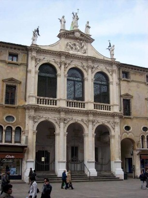 Vicenza: Palazzo Monte di Pietà