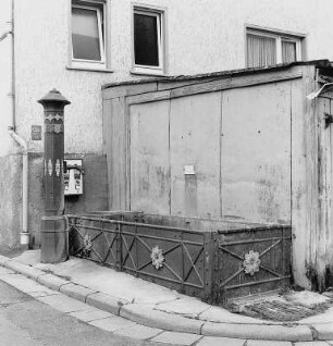 Brunnen; Hünstetten, Wörsbachstraße (L 3031) (Ecke kanalstr.)